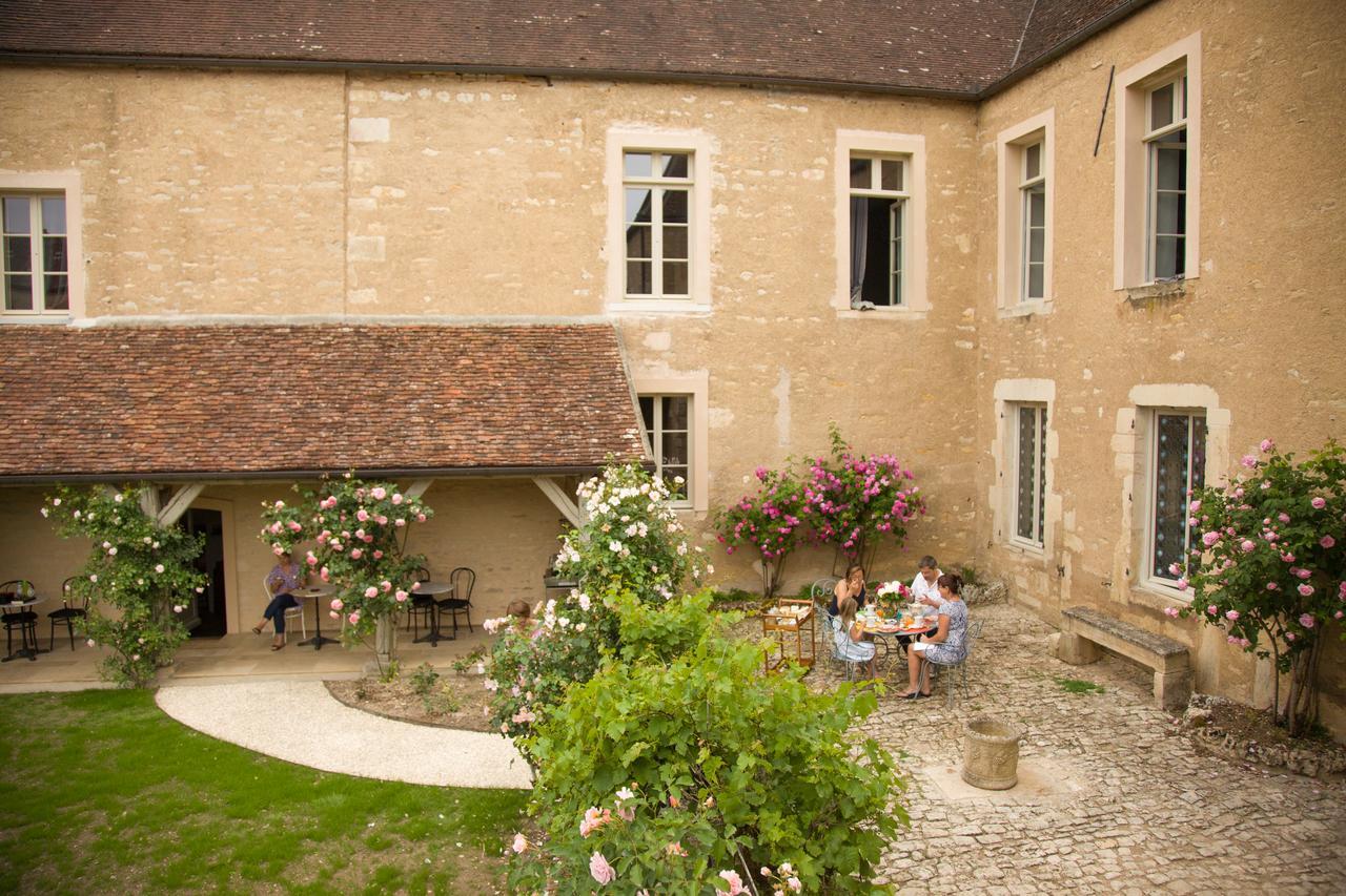 Hotel Le Prieure Noyers-sur-Serein Exteriér fotografie