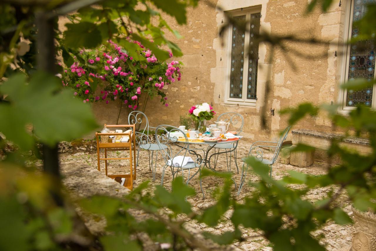 Hotel Le Prieure Noyers-sur-Serein Exteriér fotografie